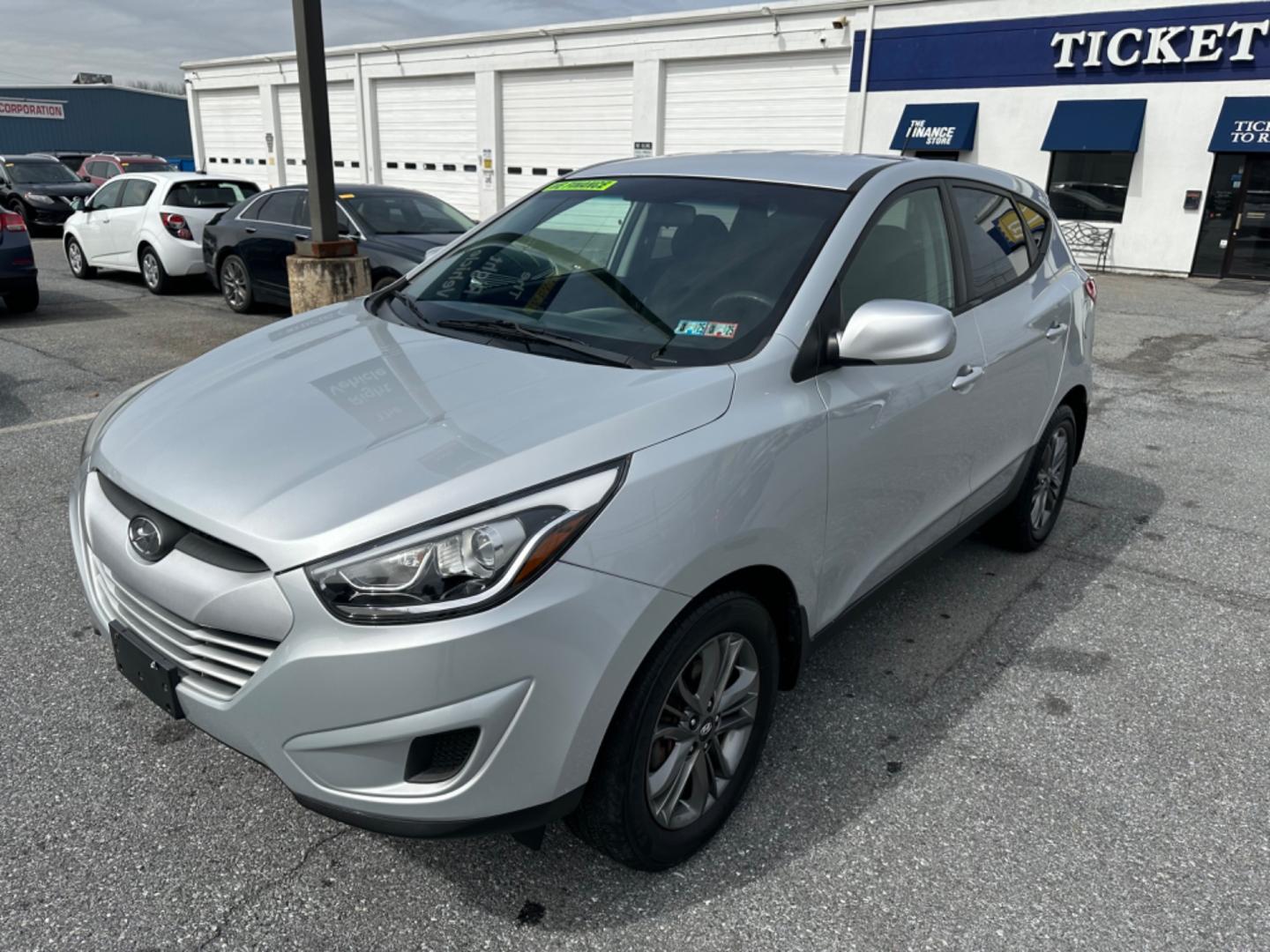 2014 SILVER Hyundai Tucson GL Auto FWD (KM8JT3AF7EU) with an 2.0L L4 DOHC 16V engine, 6-Speed Automatic transmission, located at 1254 Manheim Pike, Lancaster, PA, 17601, (717) 393-9133, 40.062870, -76.323273 - Photo#0